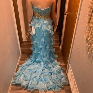 Sherri hill prom dress